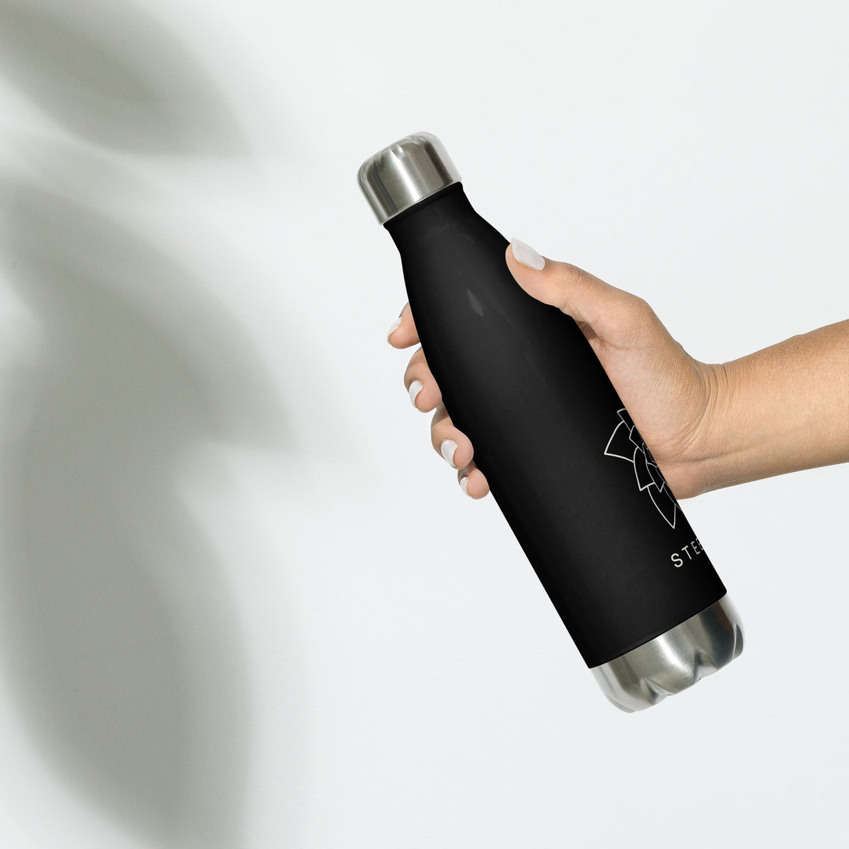 STEELROSE Iron Rose steel water bottle in black, right view